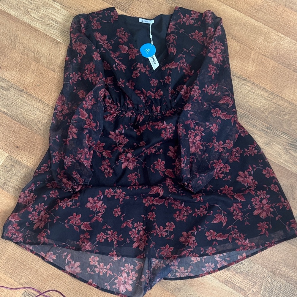 Cupshe Black and Red Floral Blouse